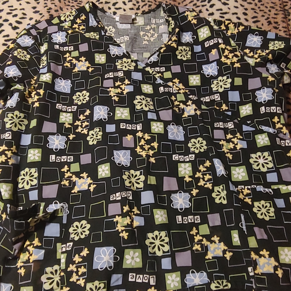 3X Scrub Top